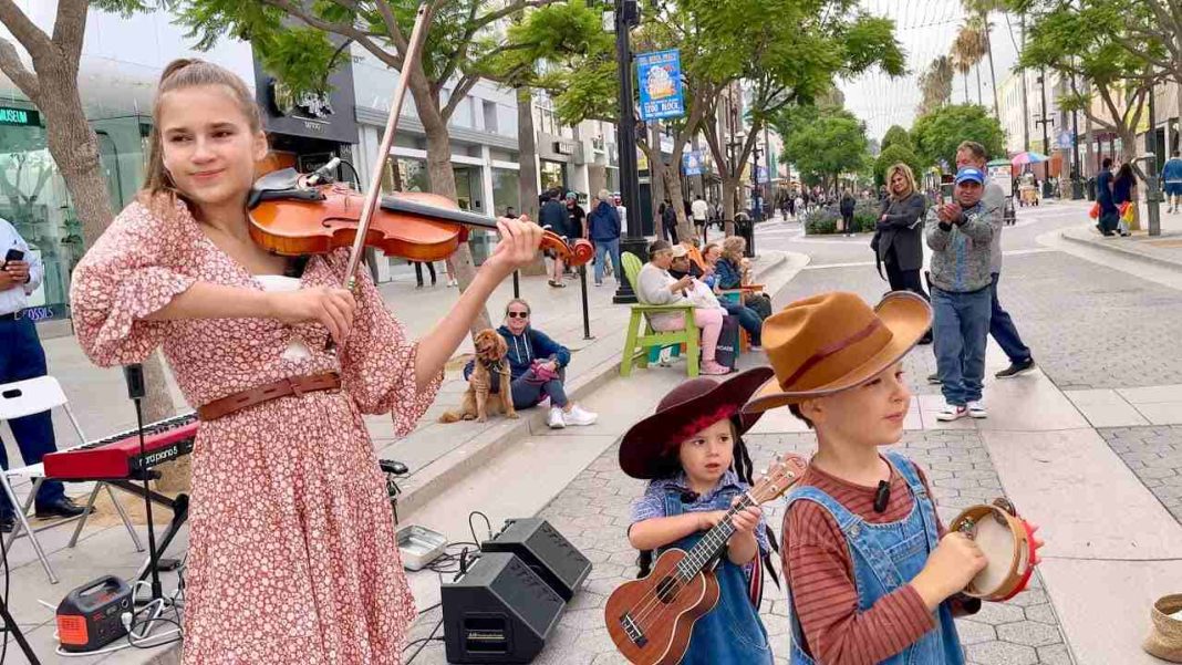 Karolina Protsenko Violin - The Good, the Bad and the Ugly